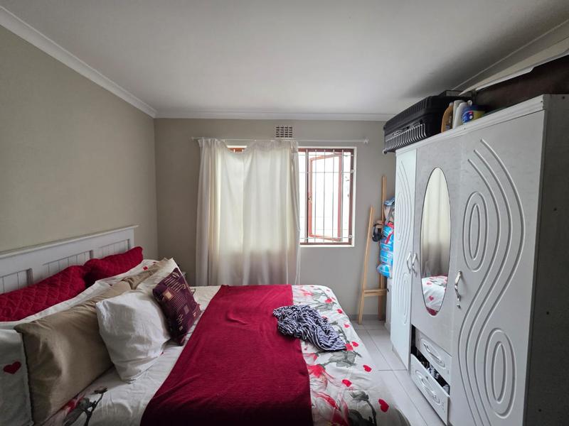 5 Bedroom Property for Sale in Kensington Western Cape